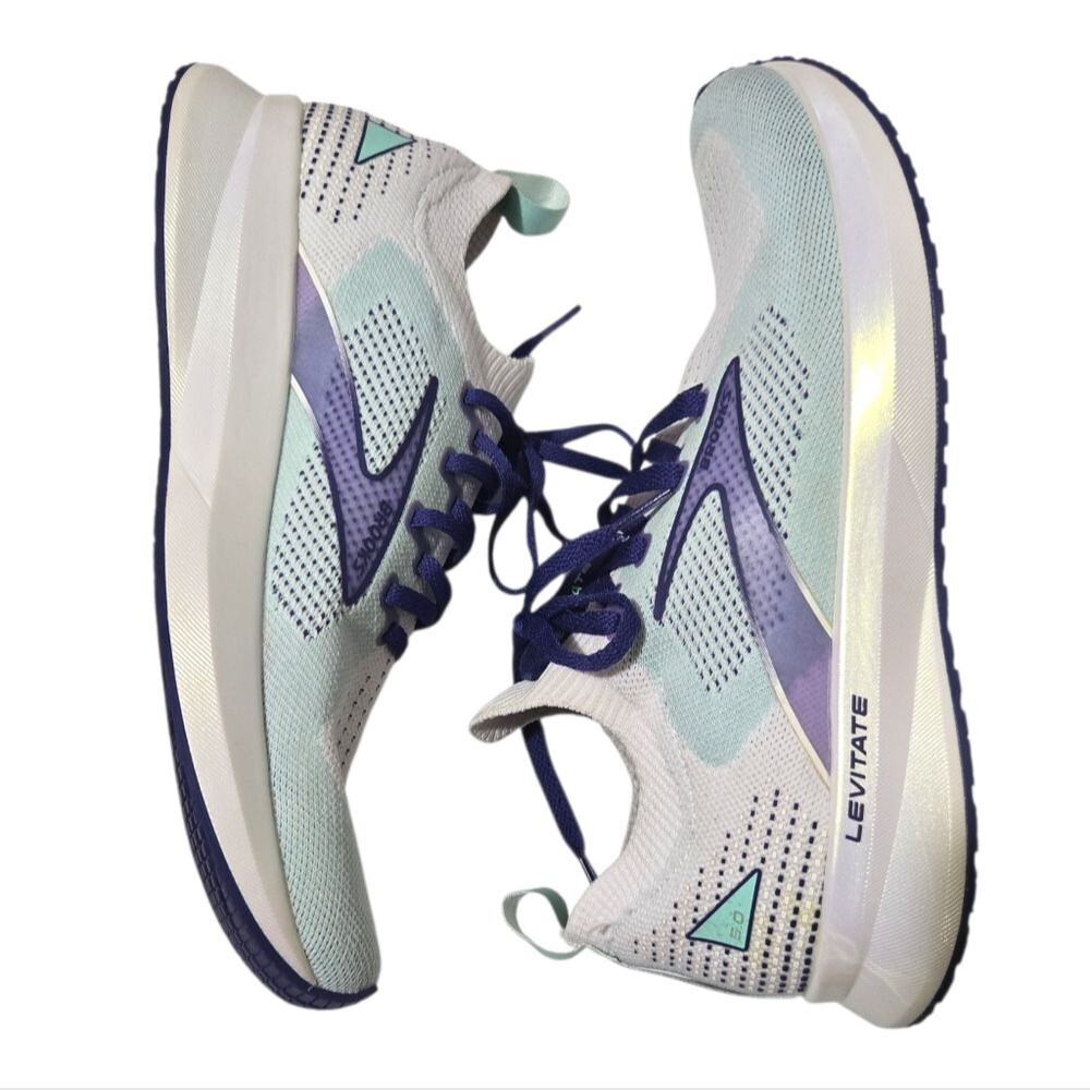 Brooks Women's White and Navy Athletic Shoes